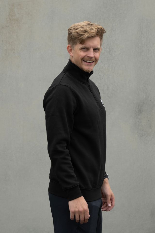Half zip